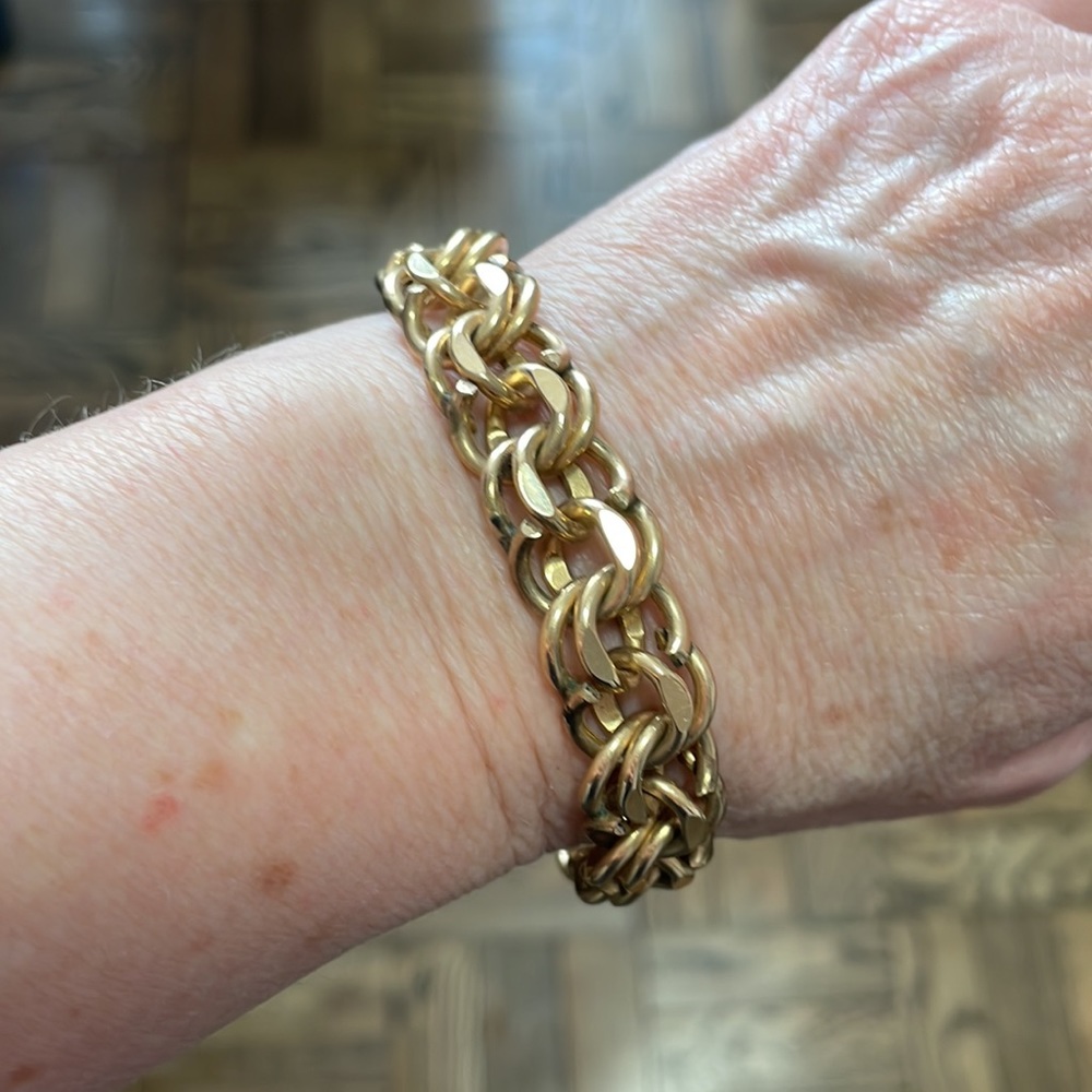Vintage Bold Gold-Tone Link Bracelet, Crosby. 7”